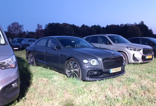 Bentley Flying Spur V8 2021 First Edition