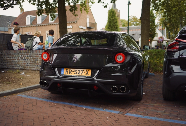 Ferrari FF