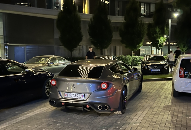 Ferrari FF