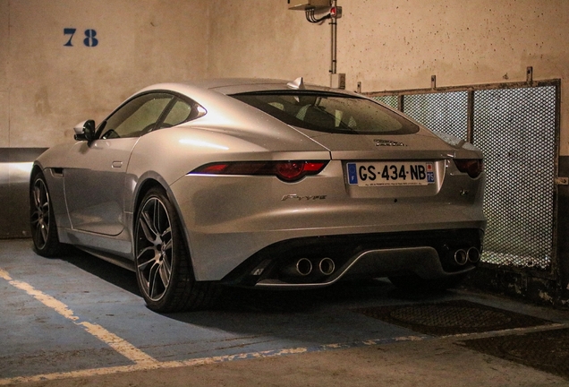 Jaguar F-TYPE R Coupé 2017