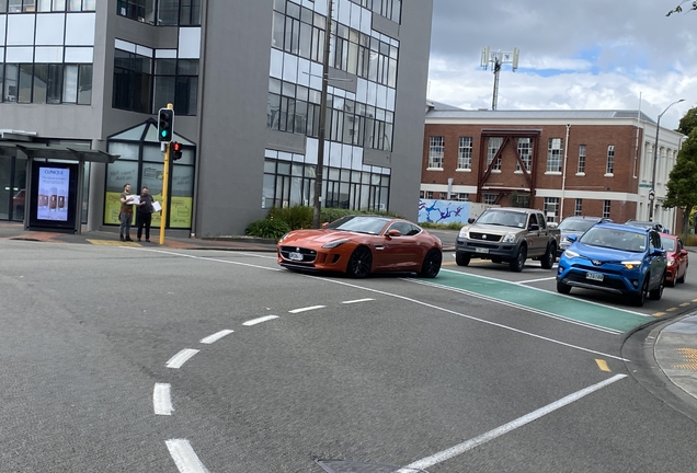 Jaguar F-TYPE R Coupé