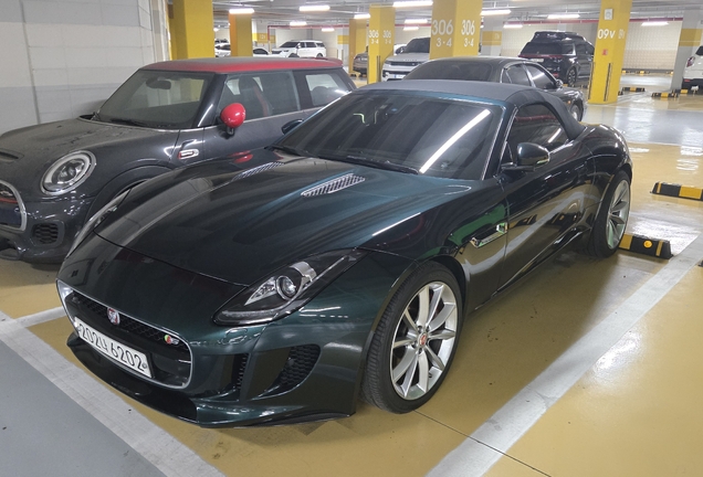 Jaguar F-TYPE S Convertible