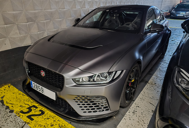 Jaguar XE SV Project 8