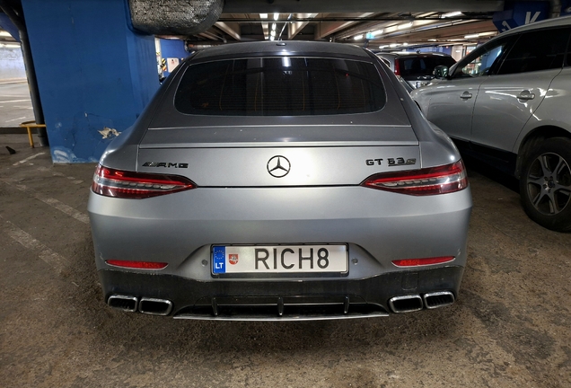 Mercedes-AMG GT 63 S X290