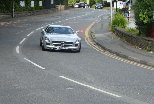 Mercedes-Benz SLS AMG