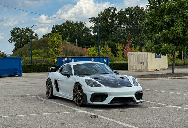 Porsche 718 Cayman GT4 RS
