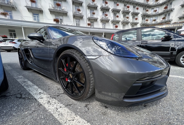 Porsche 718 Cayman GTS