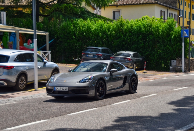 Porsche 718 Cayman GTS 4.0