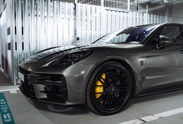 Porsche 972 Panamera Turbo E-Hybrid