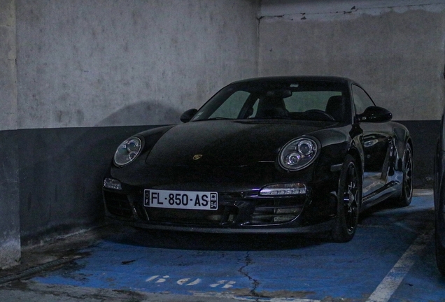 Porsche 997 Carrera GTS