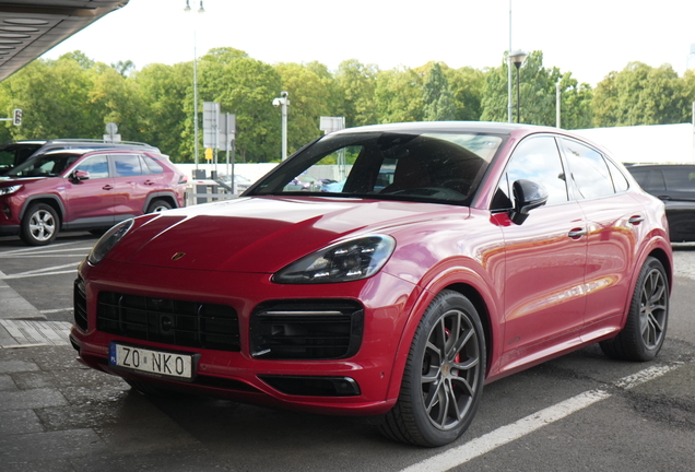 Porsche Cayenne Coupé GTS MkI