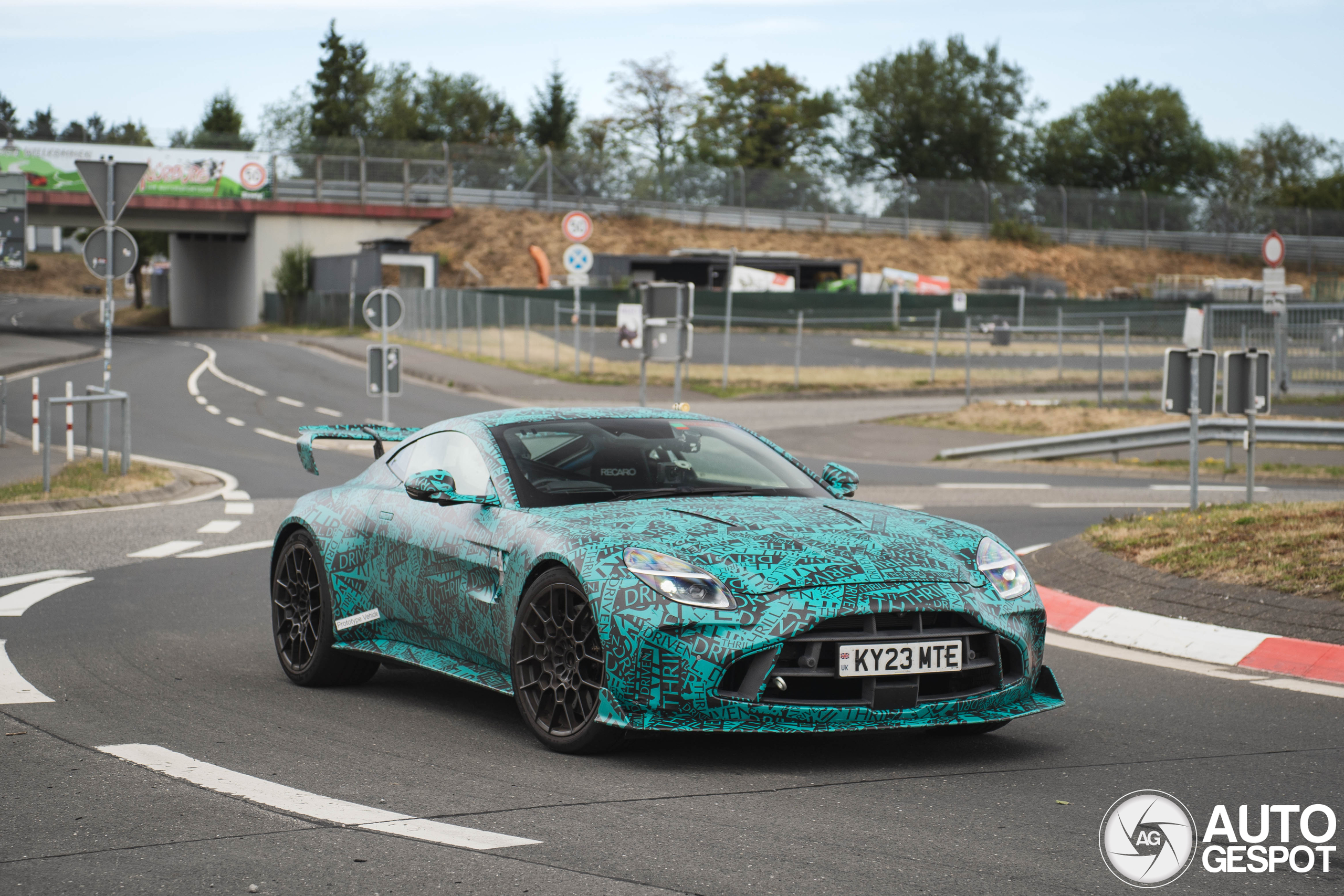 Aston martin vantage rs 2027