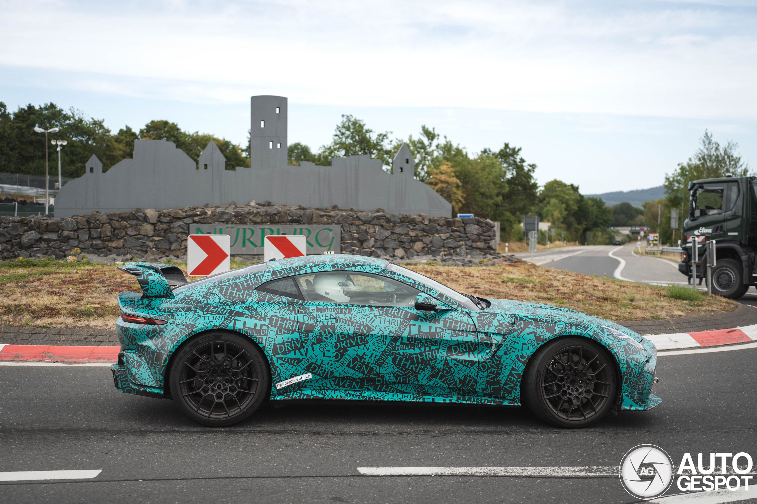 Aston martin vantage rs 2027