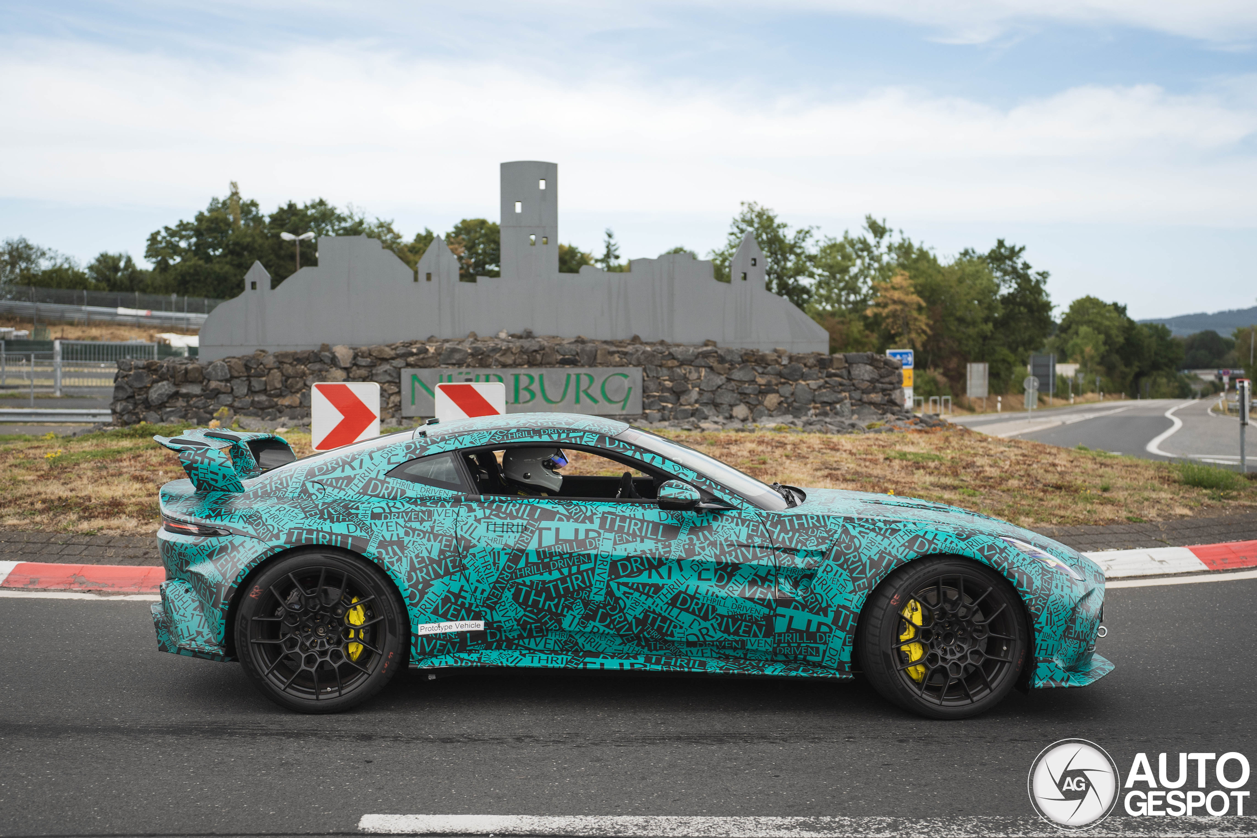 Aston martin vantage rs 2027