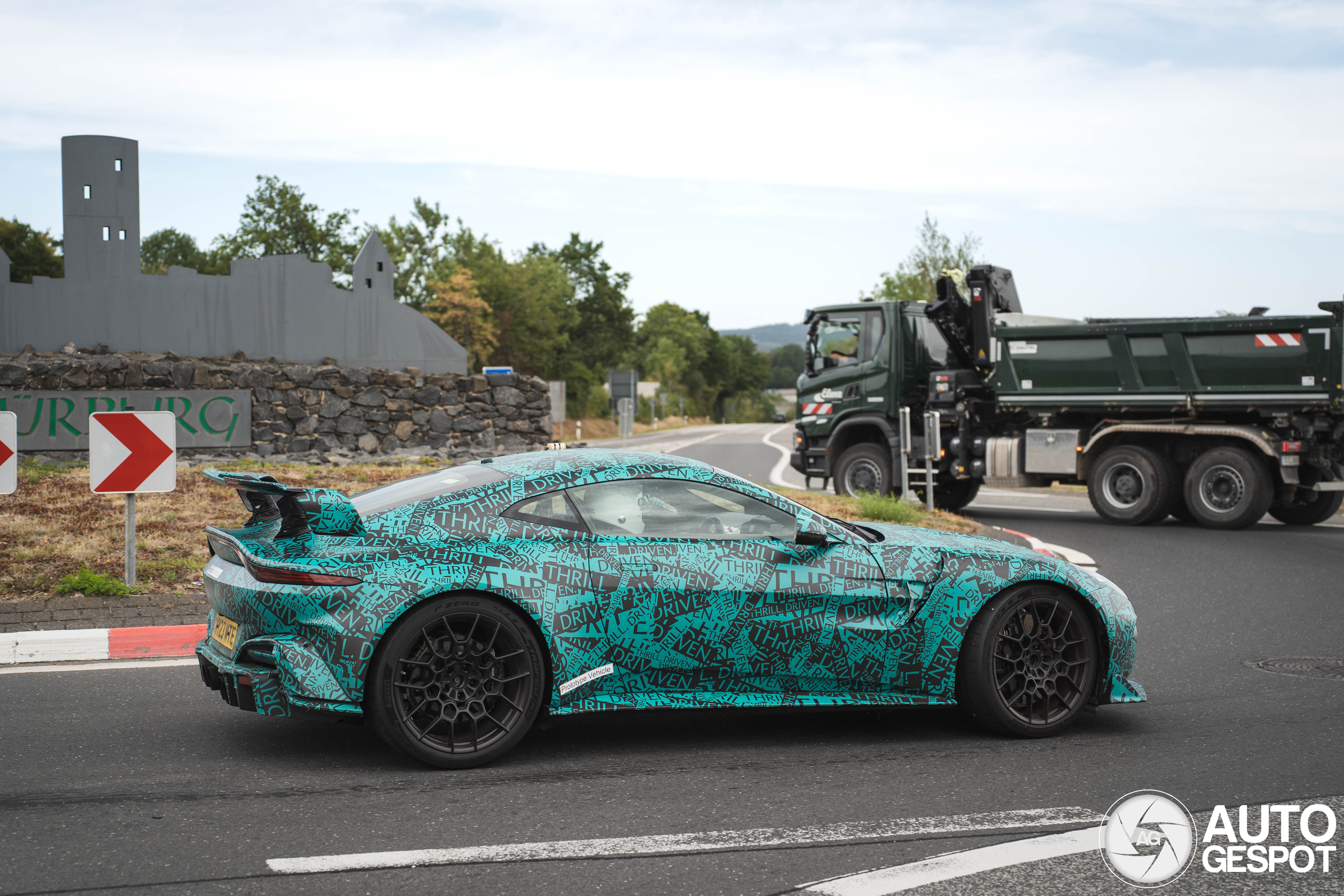 Aston martin vantage rs 2027
