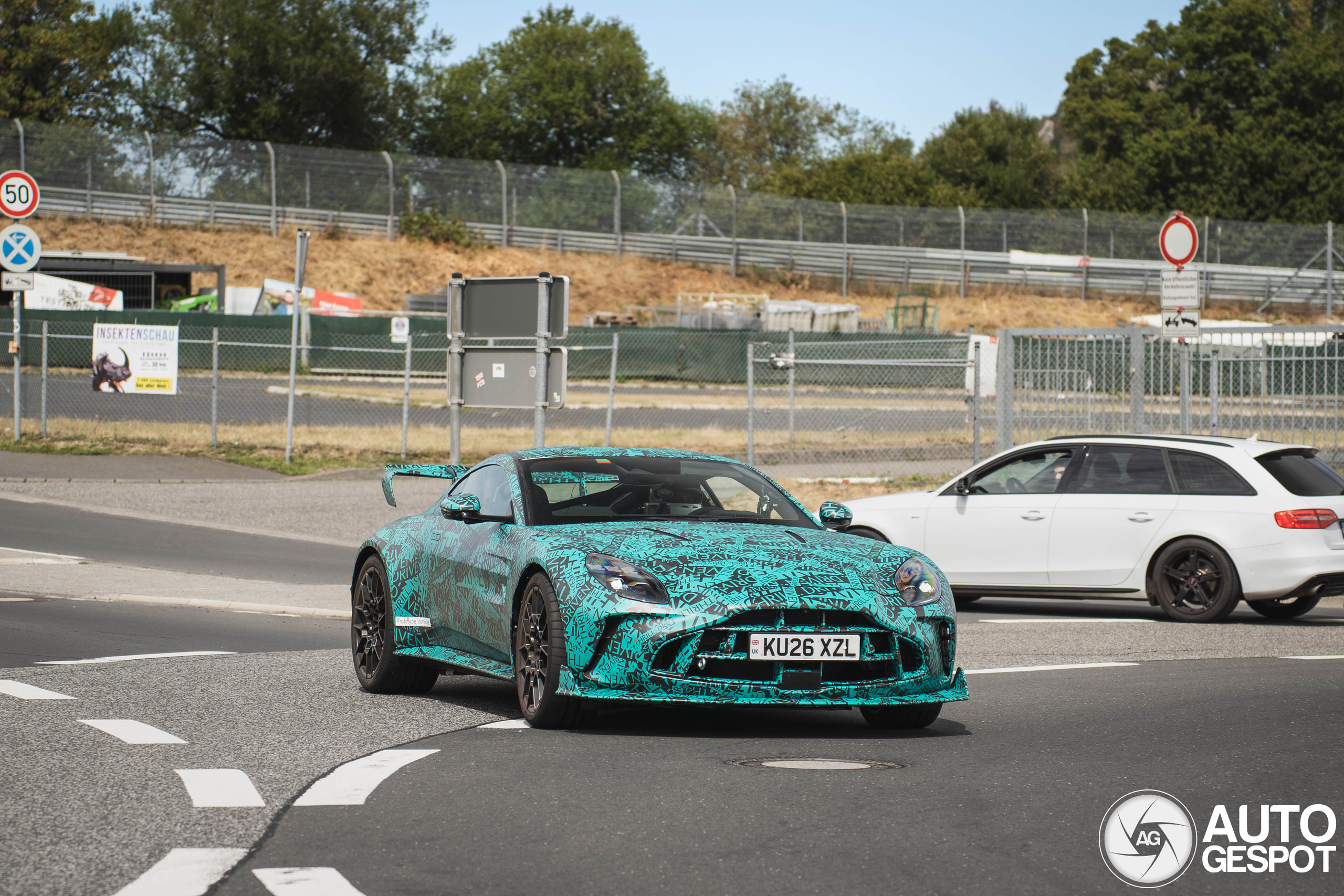 Aston martin vantage rs 2027