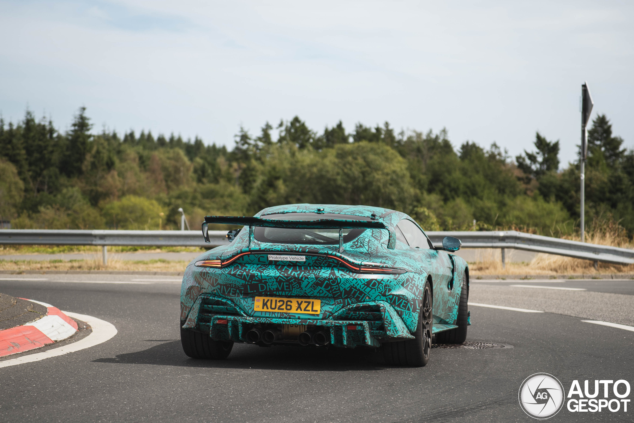 Aston martin vantage rs 2027