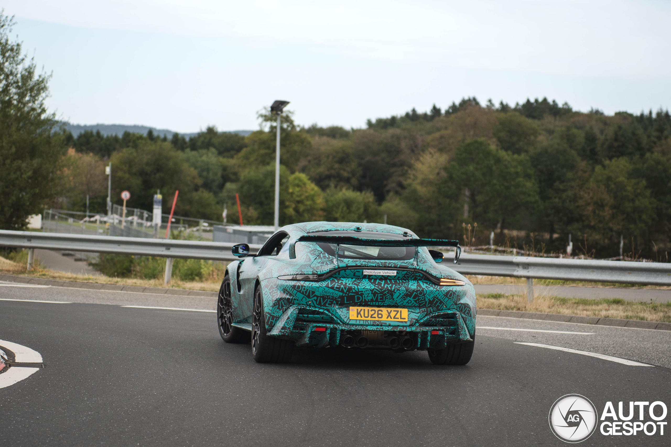 Aston martin vantage rs 2027