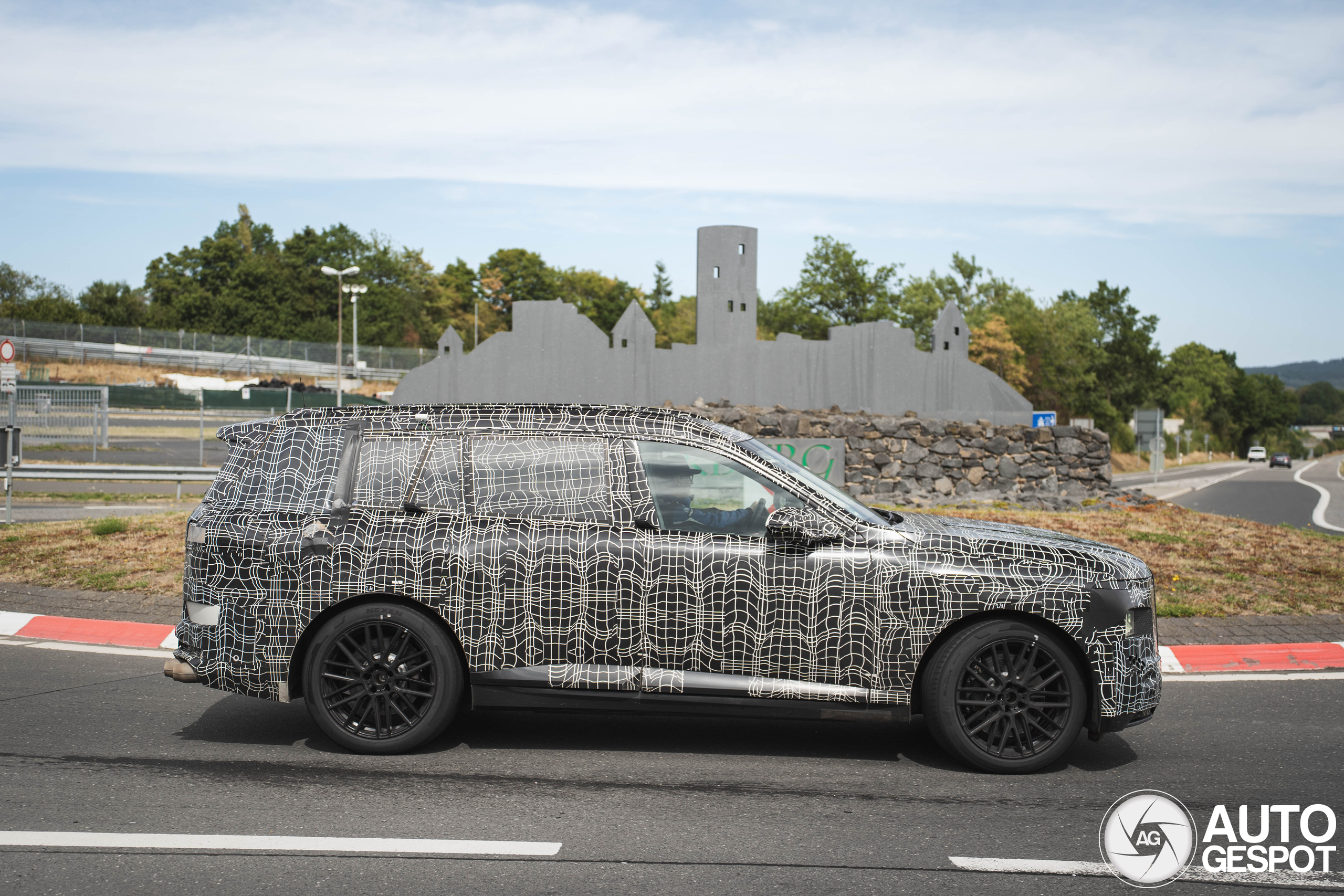 Bmw x7 m60 g67