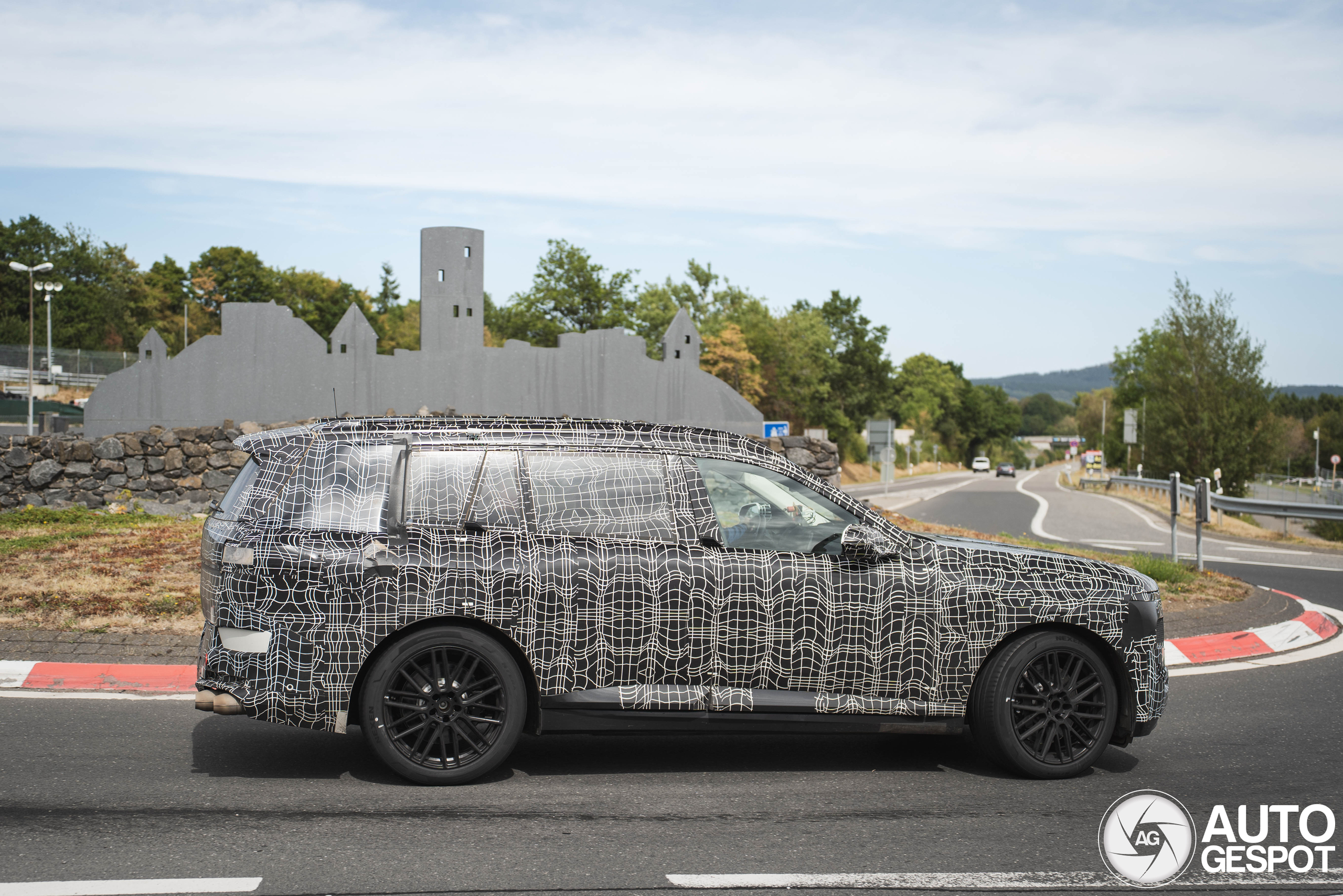 Bmw x7 m60 g67
