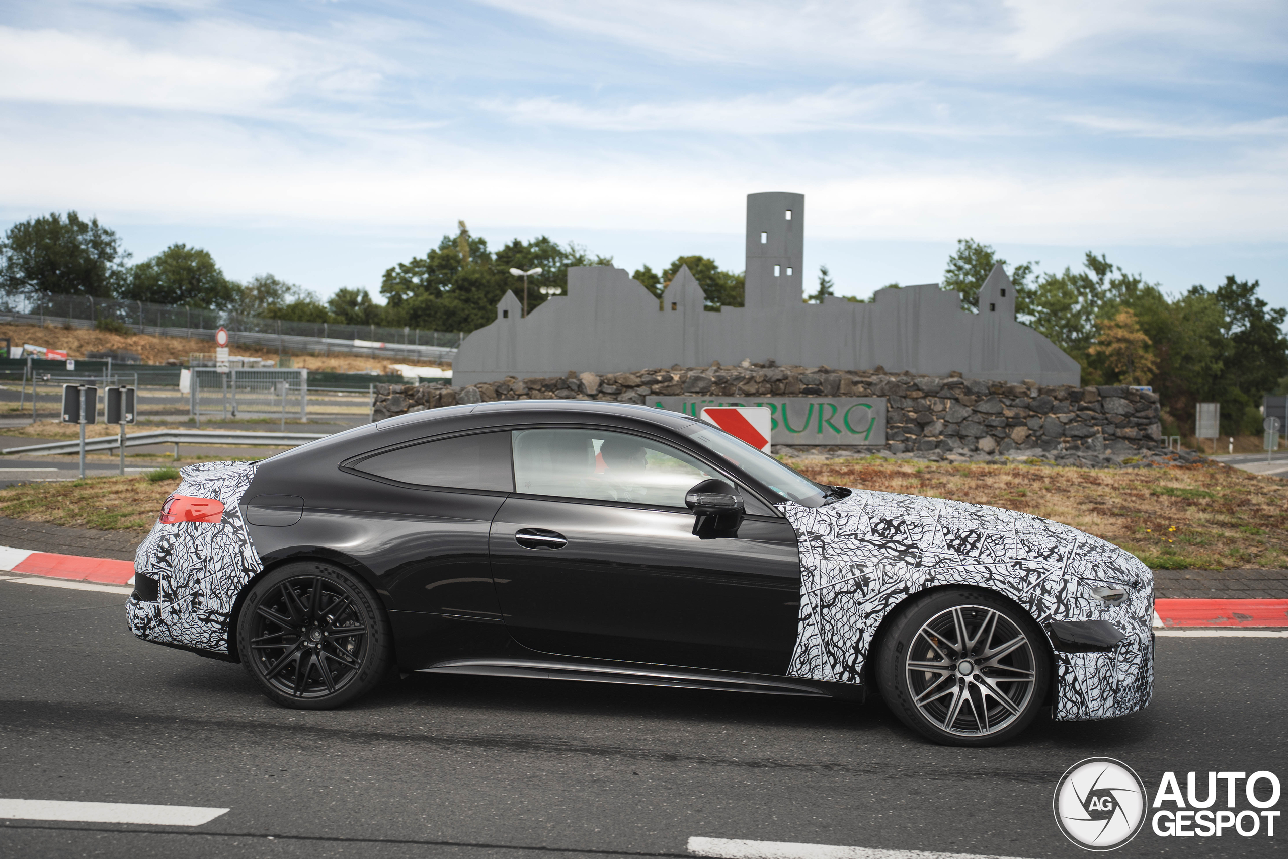Mercedes-amg cle 63 c236