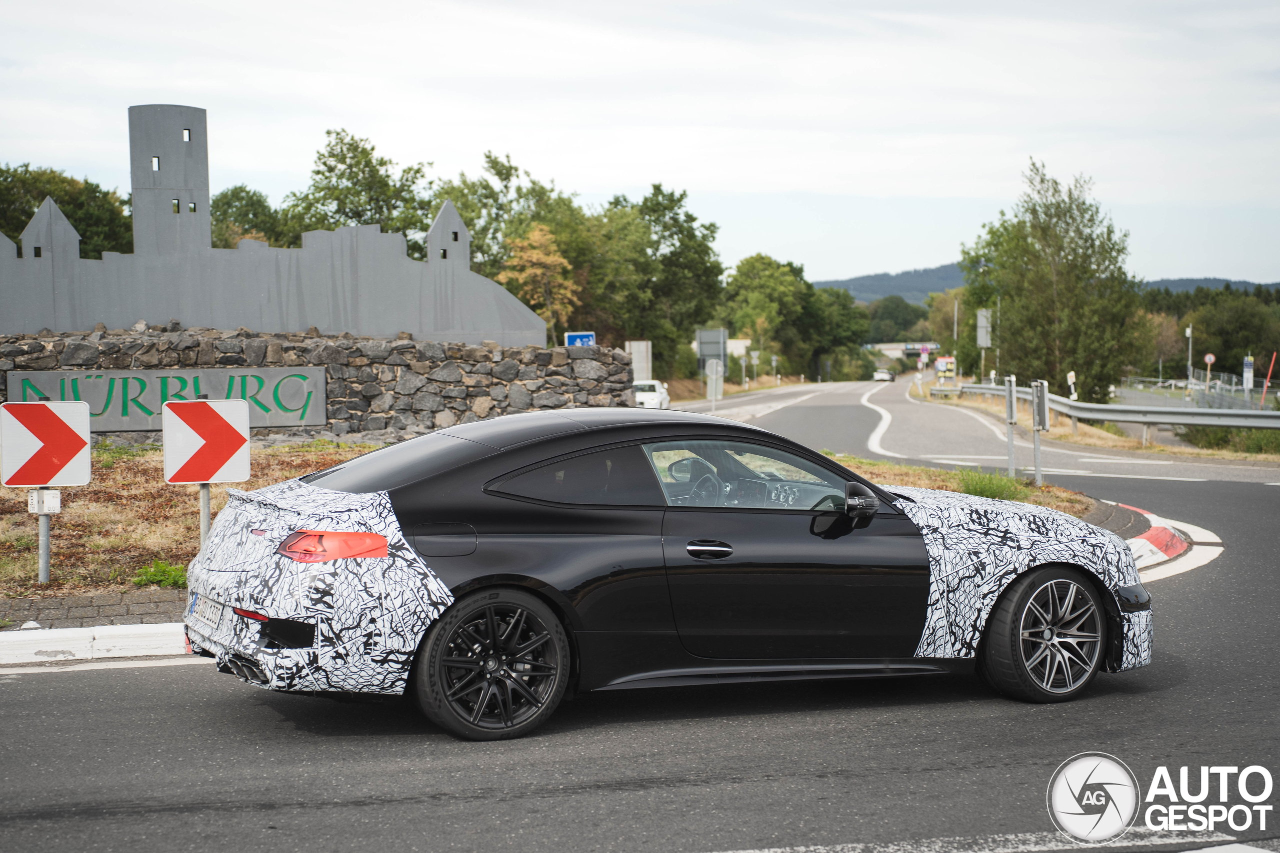 Mercedes-amg cle 63 c236