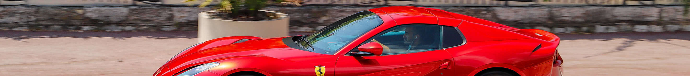 Ferrari 812 GTS