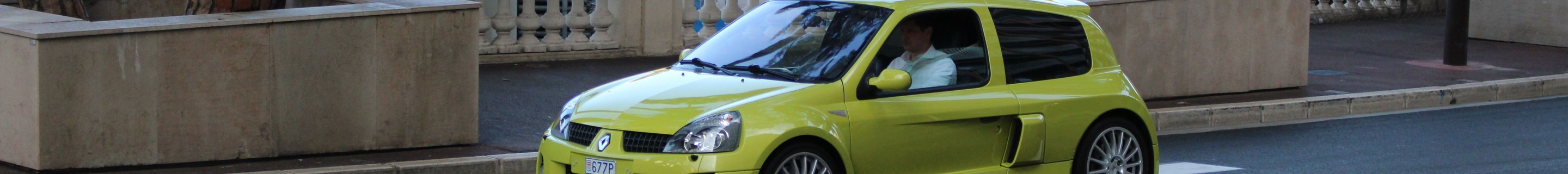 Renault Clio V6 Phase II