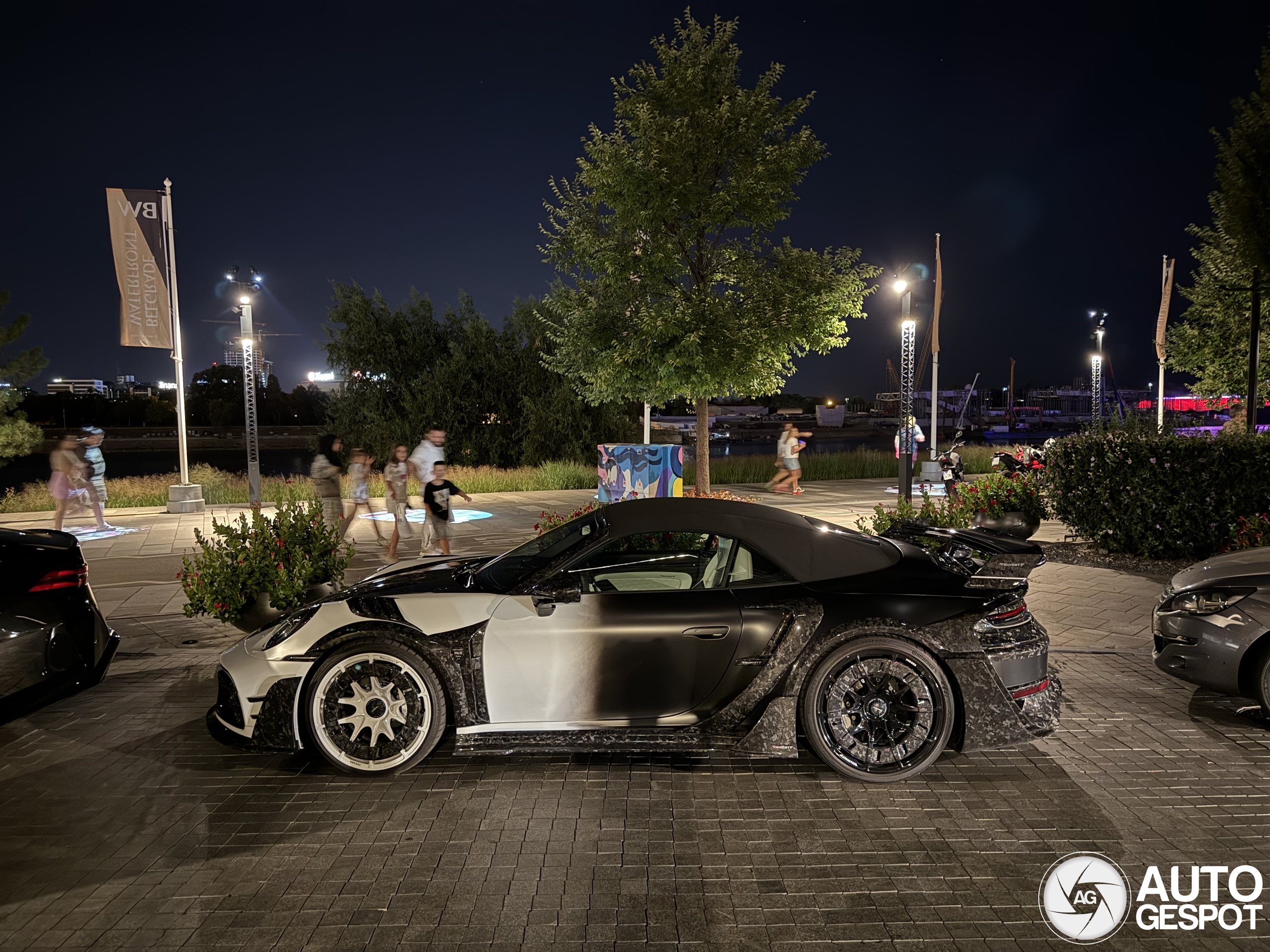 Porsche 992 Turbo S Cabriolet MkI Mansory P9LM EVO 900