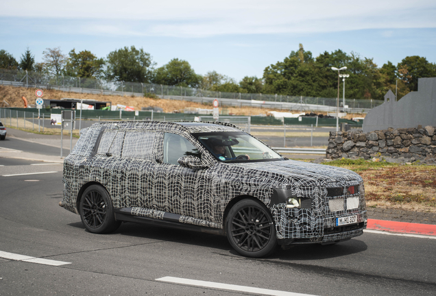 BMW X7 M60 G67
