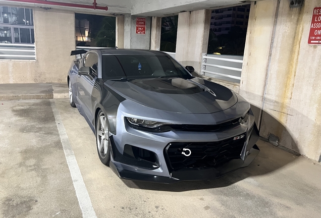 Chevrolet Camaro SS 1LE 2017