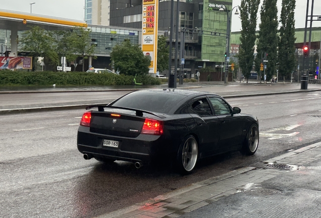 Dodge Charger SRT-8