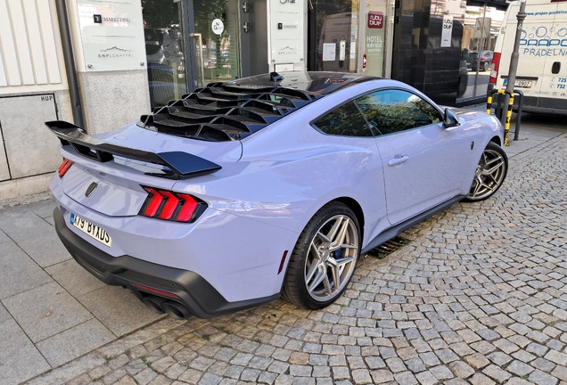 Ford Mustang Dark Horse 2024