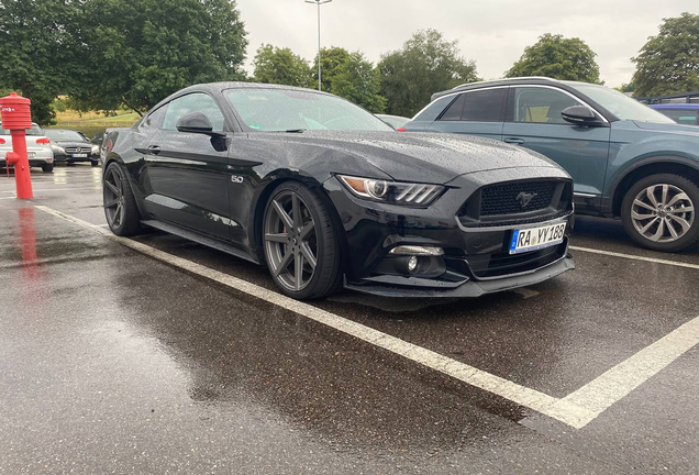 Ford Mustang GT 2015