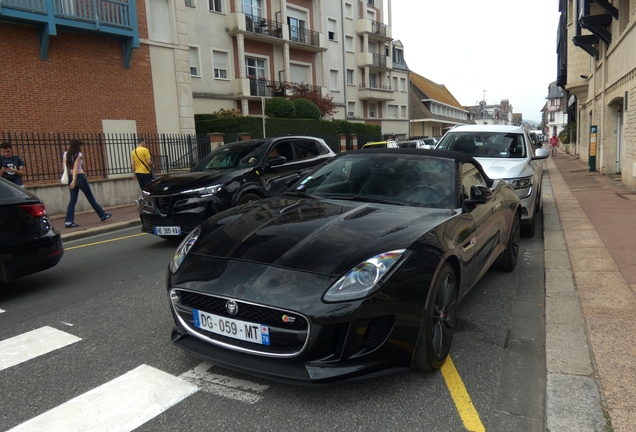 Jaguar F-TYPE S Convertible