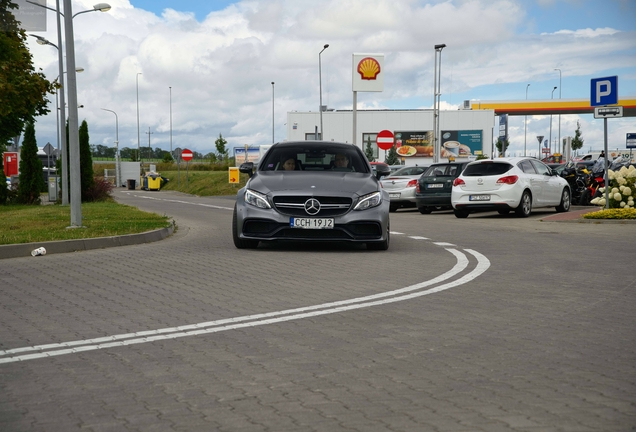 Mercedes-AMG C 63 S Coupé C205