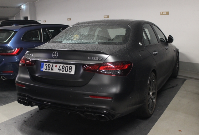 Mercedes-AMG E 63 S W213 Final Edition