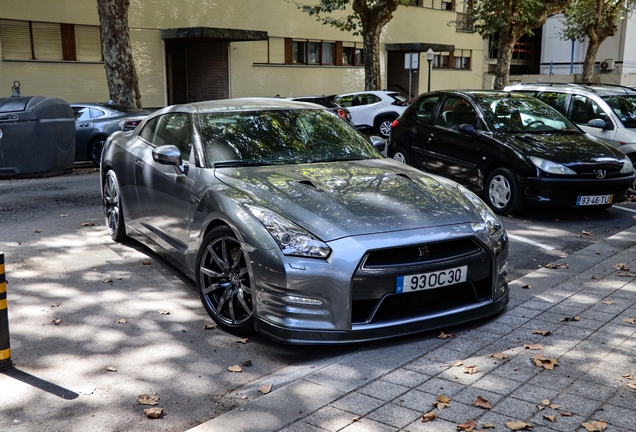 Nissan GT-R 2013