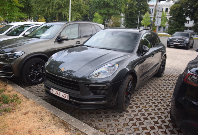 Porsche 95B Macan GTS MkIII