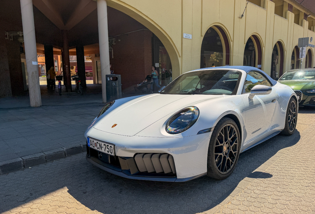 Porsche 992 Carrera 4 GTS Cabriolet MkII