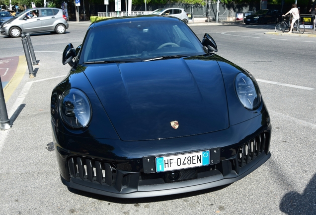 Porsche 992 Carrera 4 GTS MkII