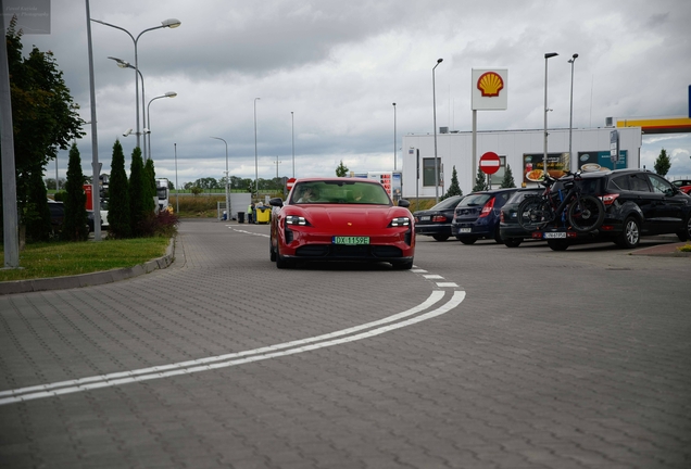 Porsche Taycan Turbo S MkI