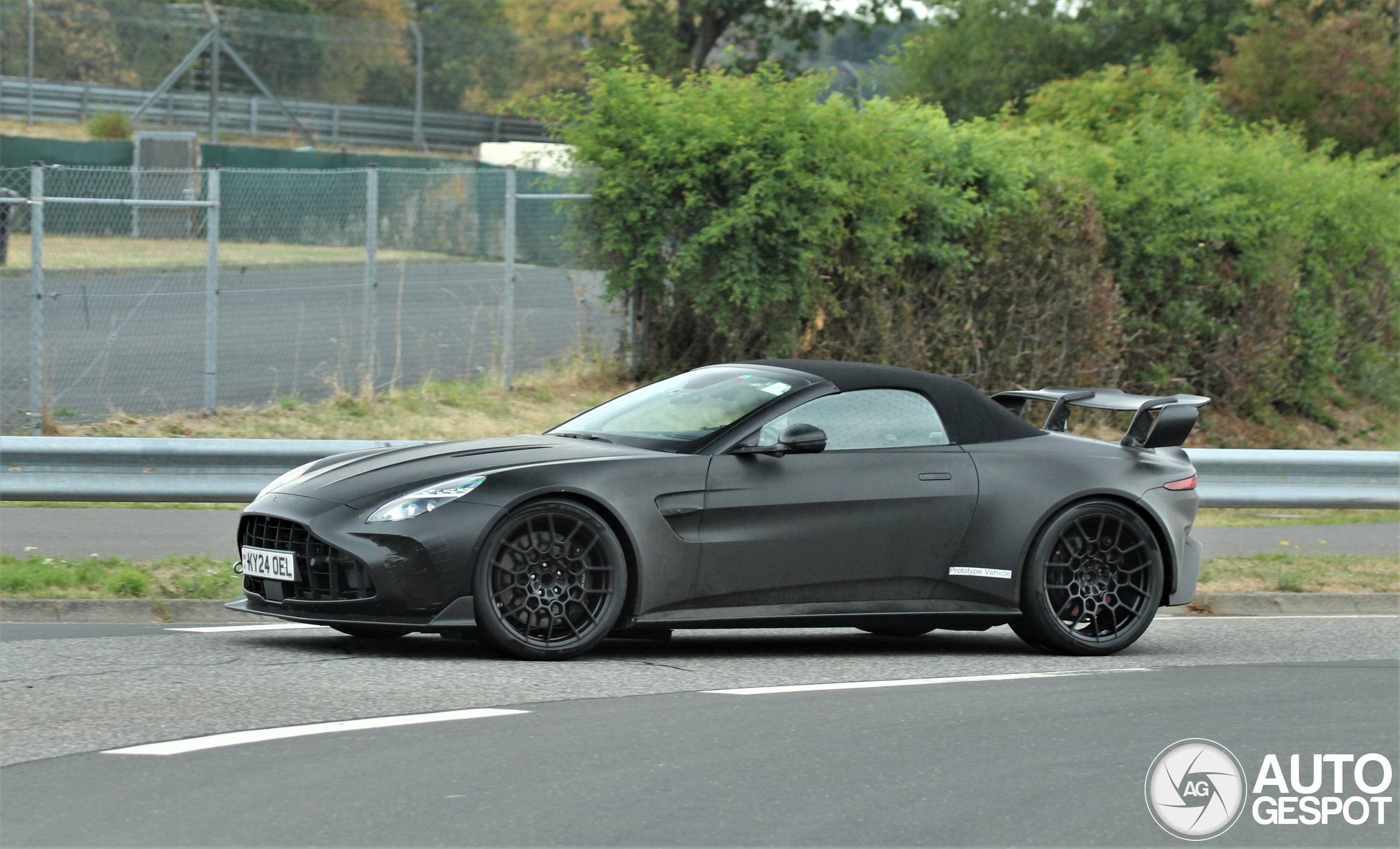 Aston martin vantage rs roadster 2027