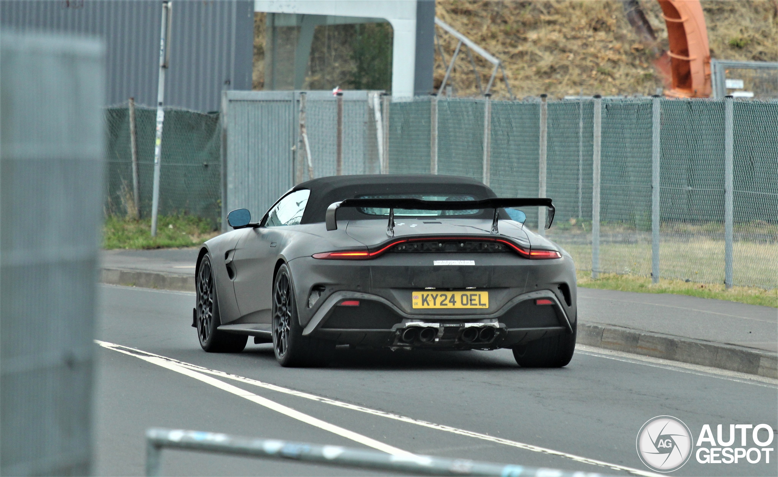 Aston martin vantage rs roadster 2027