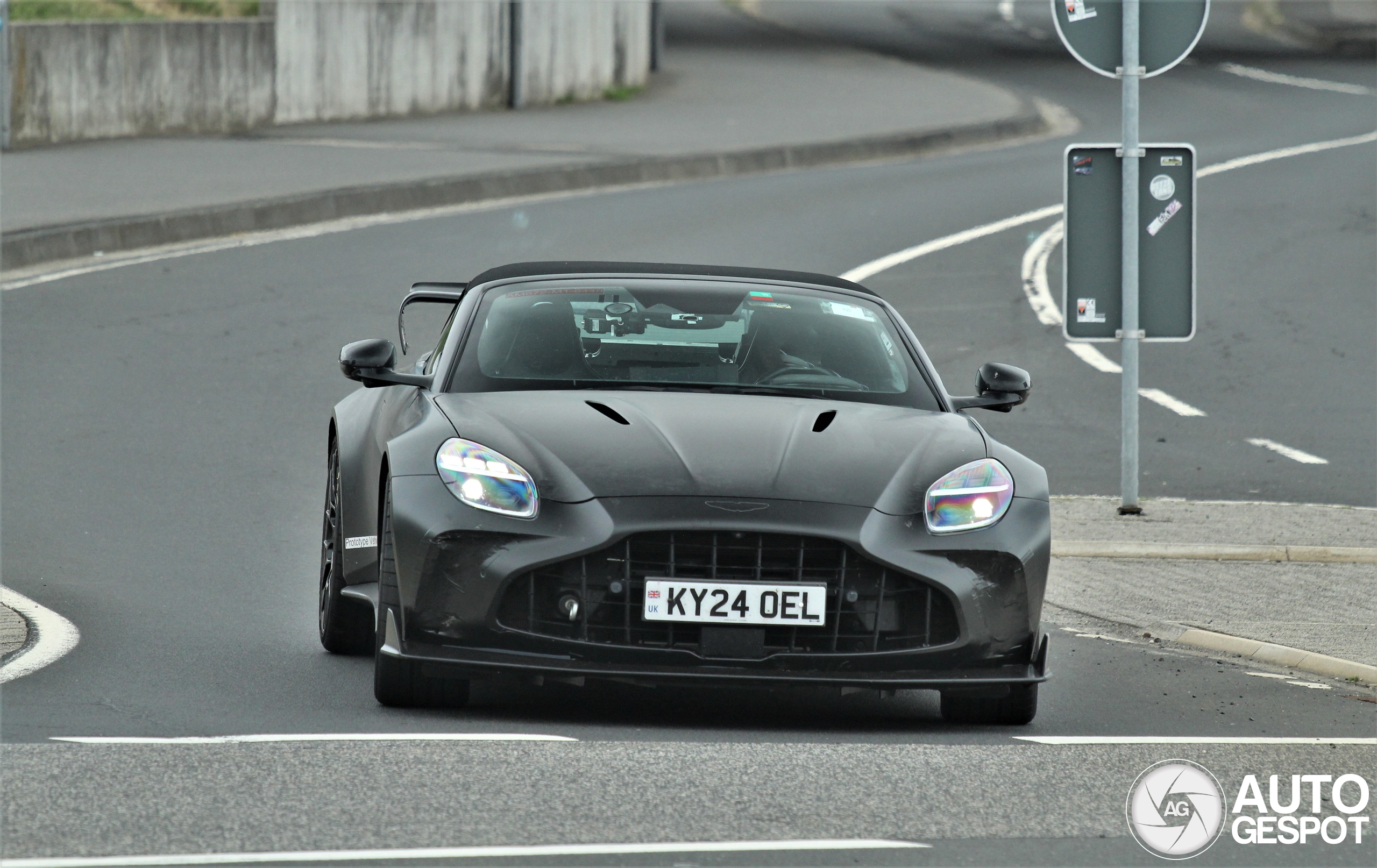 Aston martin vantage rs roadster 2027