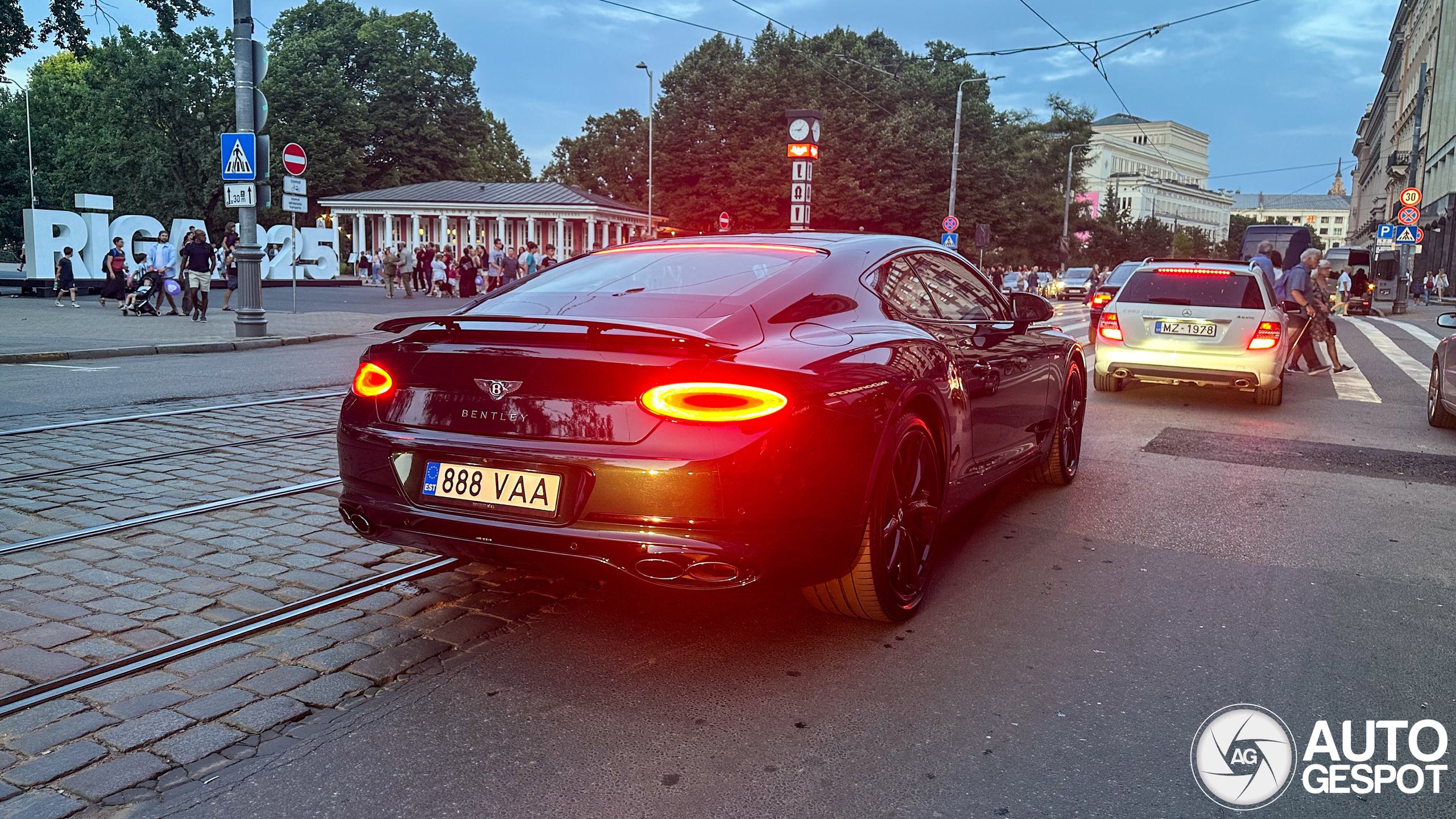 Bentley Continental GT V8 Azure