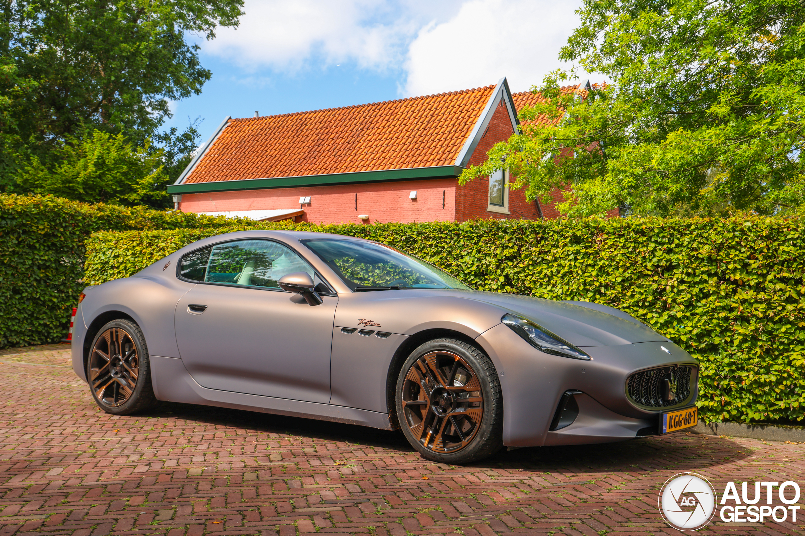 Een van slechts 110: bijzondere Maserati gespot in Den Haag