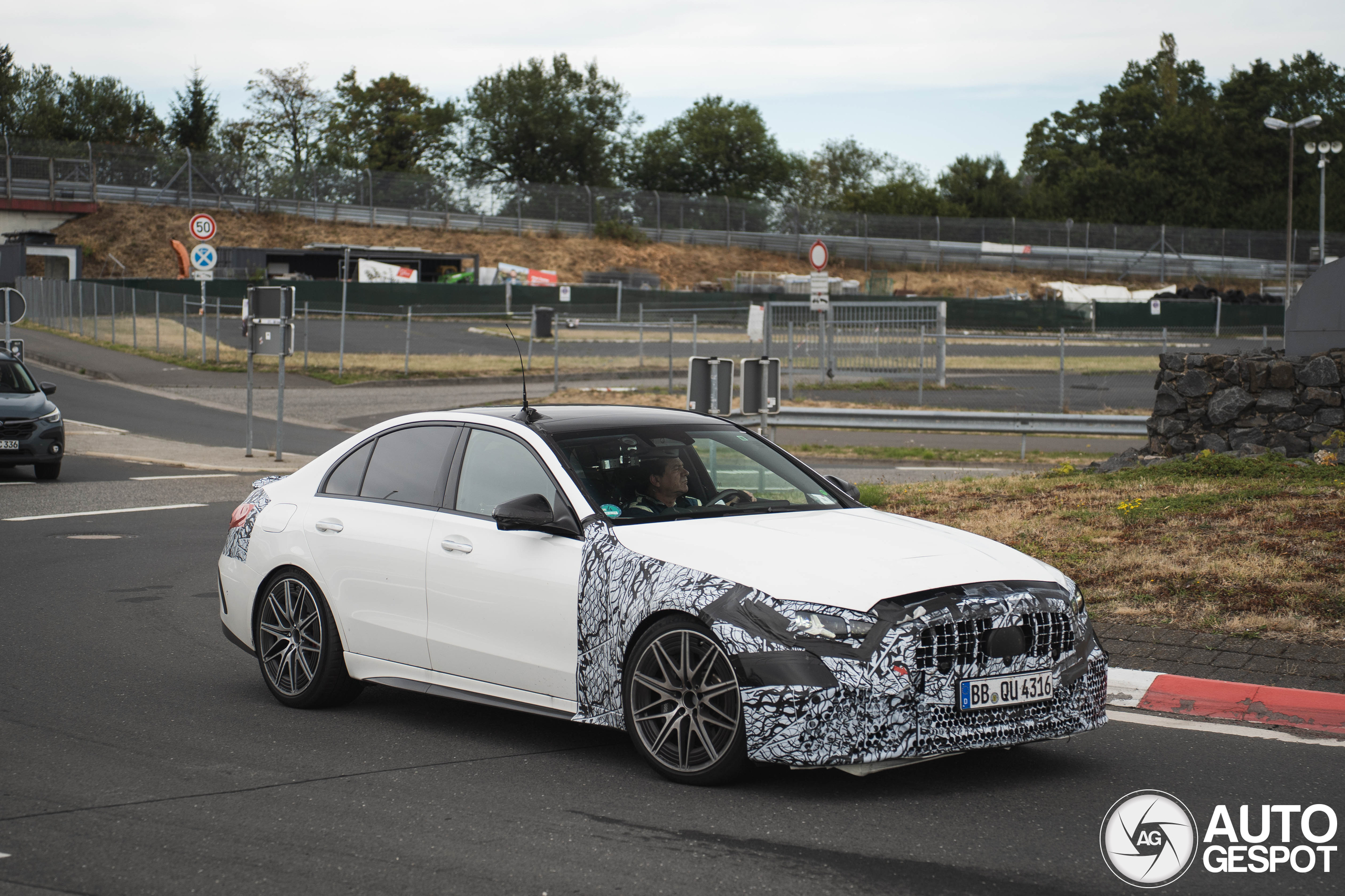 Mercedes-amg c 53 w206