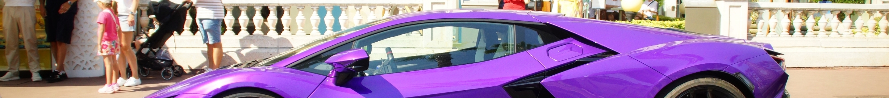 Lamborghini Revuelto