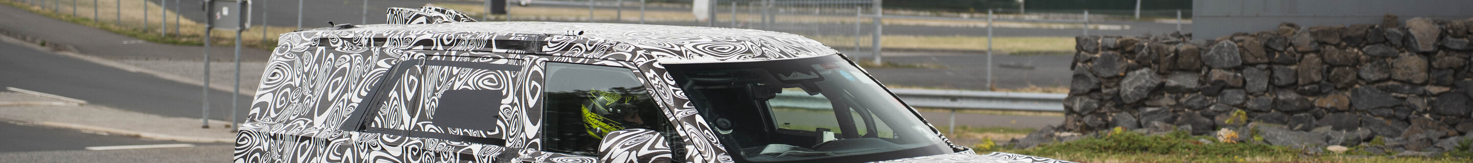 Defender Sport